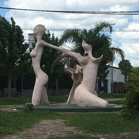 Statues in the traffic circle on the way to San Carlos park