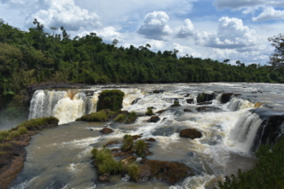 Saltos de Monday from the top