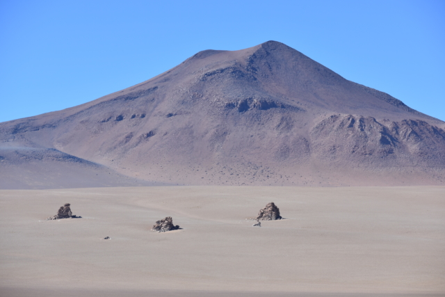 Naturally occurring rock formations in the Dalí desert